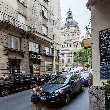 St Stephens Hideaway By Nw *